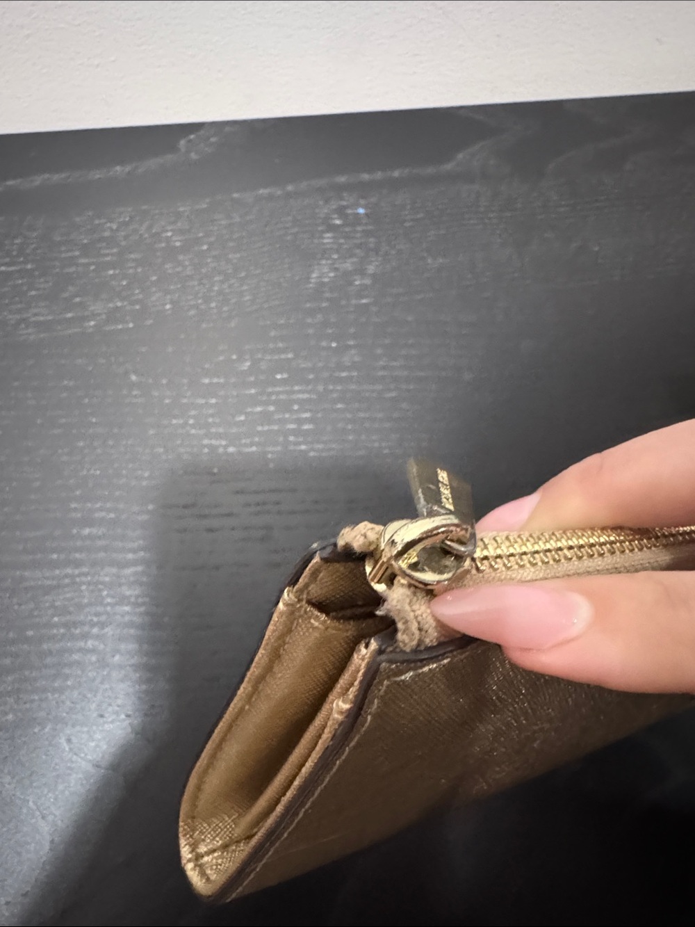 Michael Kors Metallic Gold Saffiano Zip Wallet - Picture 5 of 6